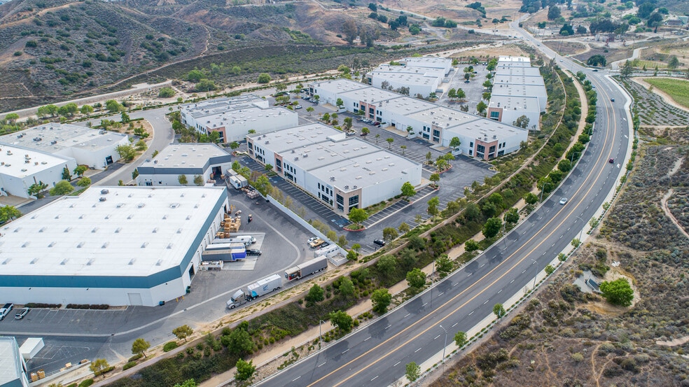 More Photos Of 28715-28727 W Industry Dr, Valencia Distribution For Sale