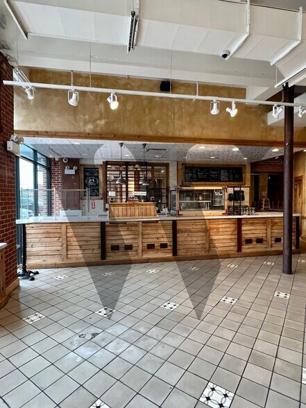 More Photos Of 711 Canal St, Stamford Loft Creative Space For Lease