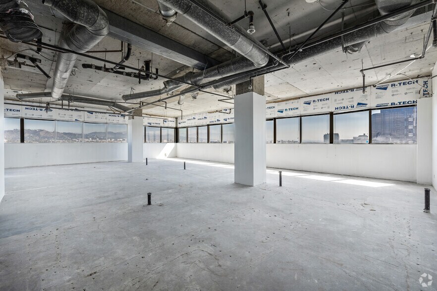 More Photos Of 6200 Wilshire Blvd, Los Angeles Medical For Sale