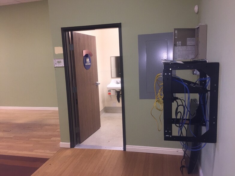 More Photos Of 13687 Camino Canada, El Cajon Unknown For Lease