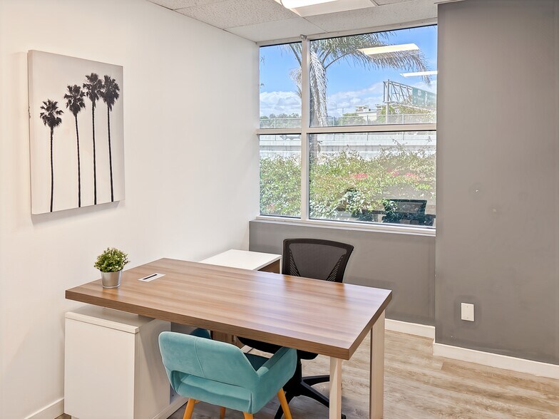 More Photos Of 1300 Eastman Ave, Ventura Coworking Space