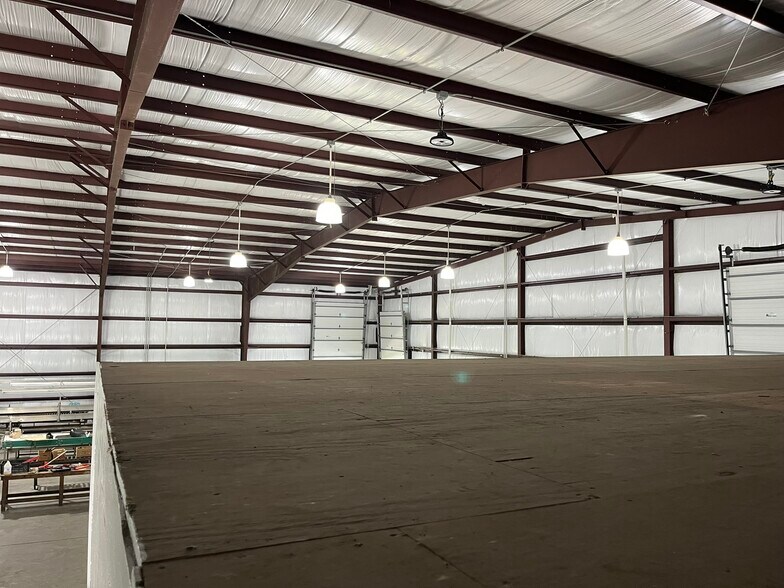 More Photos Of 2400 W Herman St, Pensacola Warehouse For Sale