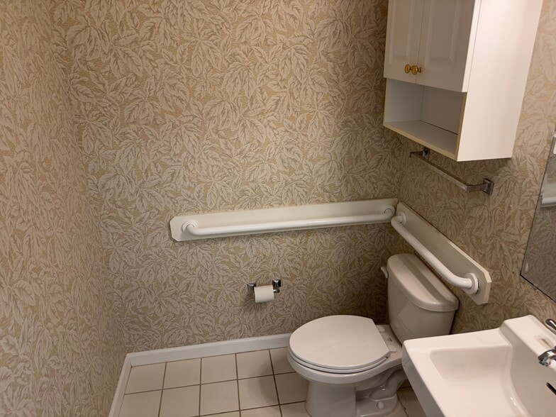 More Photos Of 547 Keisler Dr, Cary Office For Sale