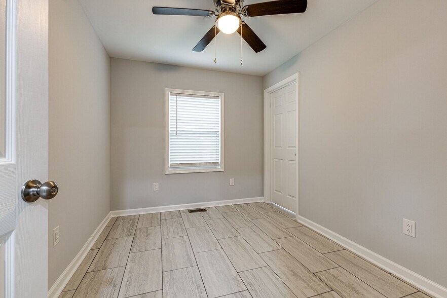 More Photos Of 501 Cedarmont Dr, Antioch Apartments For Sale