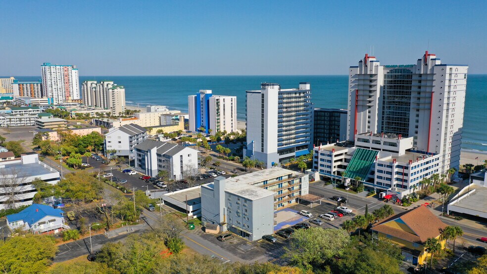 More Photos Of 2010 S Ocean Blvd, Myrtle Beach Apartments For Sale