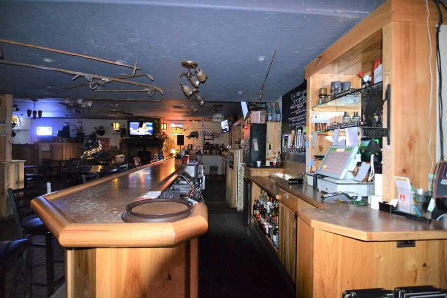 More Photos Of 121 NE 3rd St, Prineville Restaurant For Sale
