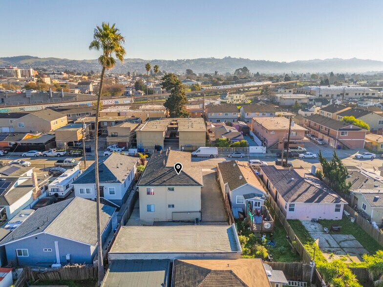 More Photos Of 143 19th St, Richmond Apartments For Sale
