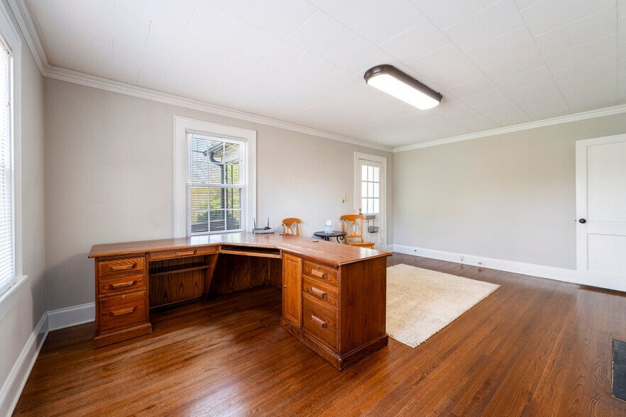 More Photos Of 2310 Concord Lake Rd, Kannapolis Office Residential For Lease