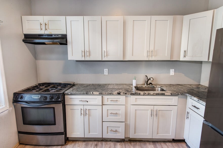 More Photos Of 357 16th Ave, Irvington Storefront Retail Residential For Sale