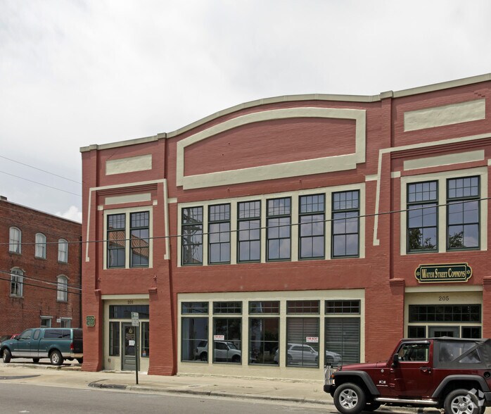 More Photos Of 201-207 N Water St, Elizabeth City Storefront Retail Residential For Sale