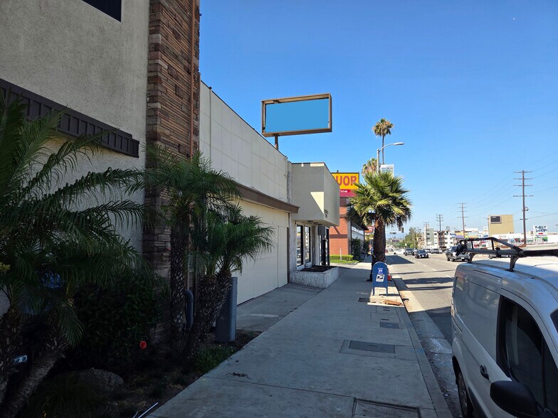 More Photos Of 6840-6854 La Tijera Blvd, Los Angeles Unknown For Lease