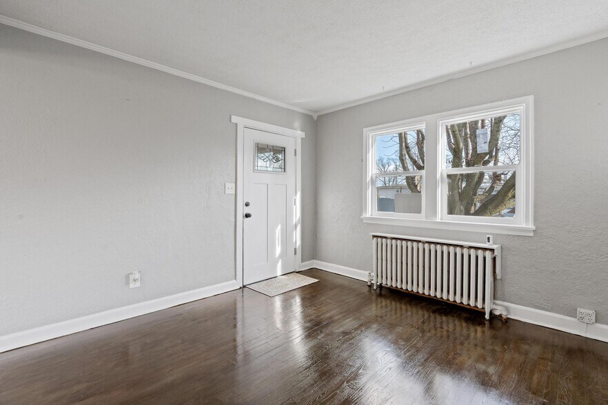 More Photos Of 1271 Harker St, Dayton Auto Repair For Sale