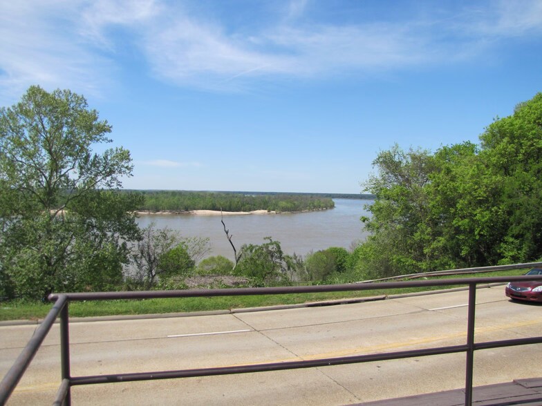 More Photos Of 4031 Washington St, Vicksburg Hotel For Sale