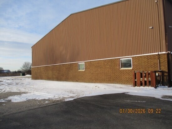 More Photos Of 1350 S Briggs St, Joliet Health Club For Sale