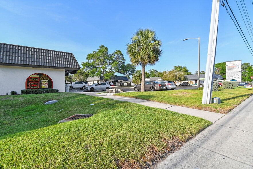More Photos Of 14219 Walsingham Rd, Largo Unknown For Lease