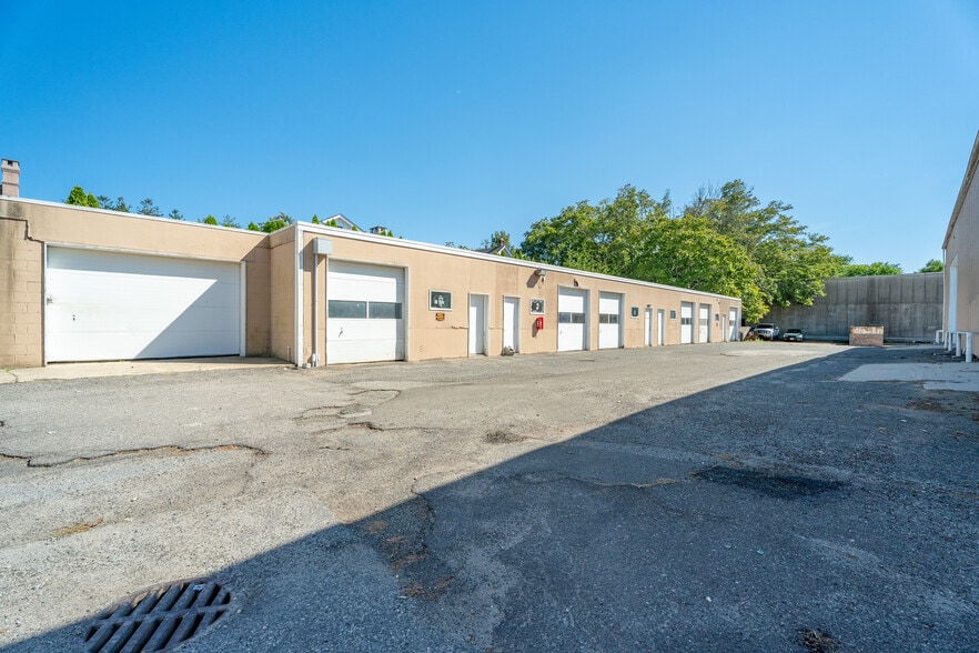 More Photos Of , East Hampton General Retail For Sale
