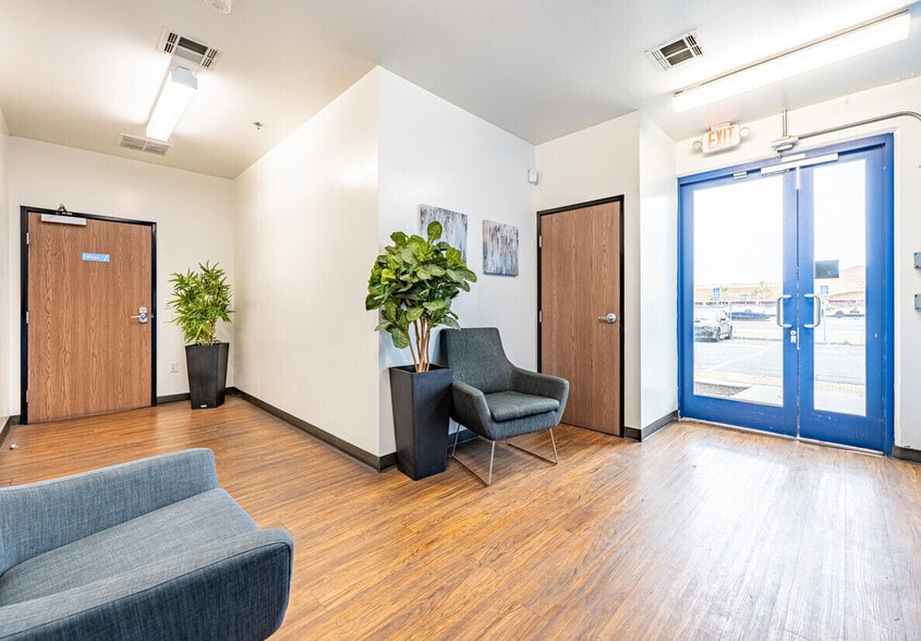 More Photos Of 5625 E Firestone Blvd, South Gate Warehouse For Lease