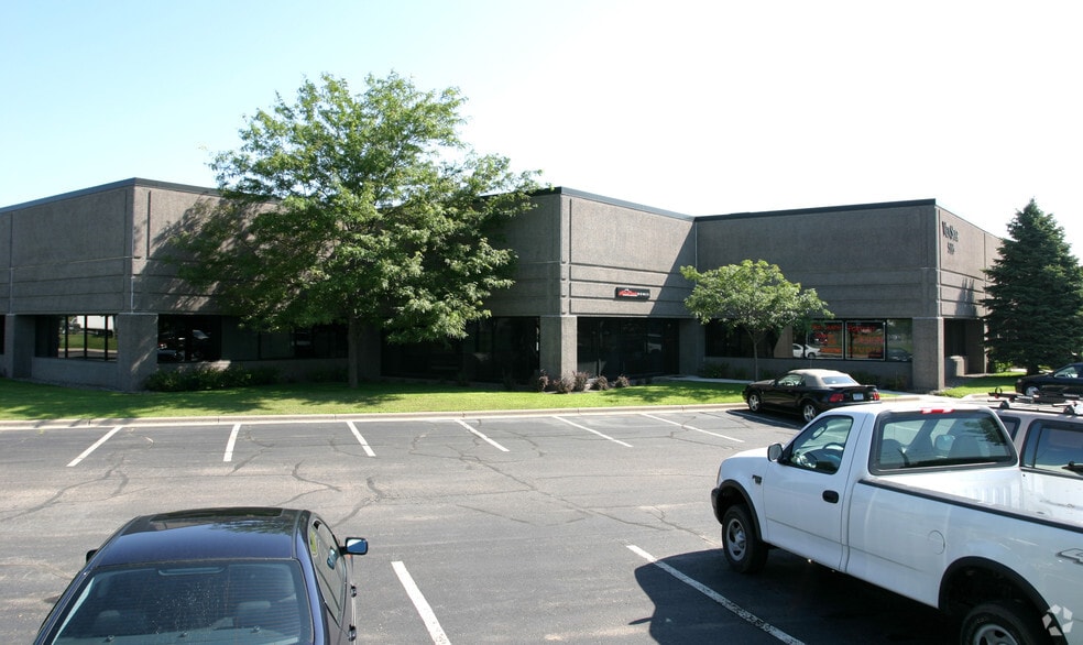 More Photos Of 5885 149th St W, Apple Valley Research And Development For Lease