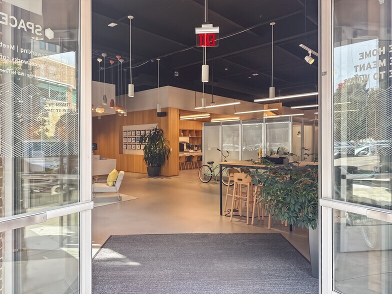 More Photos Of 3300 Dallas North Tollway, Plano Coworking Space