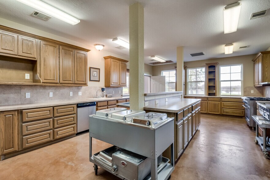 More Photos Of 955 Jack Eastham, Avalon Land For Sale