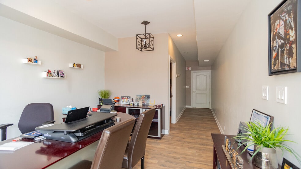 More Photos Of 5791 N Elston, Chicago Storefront Retail Office For Sale