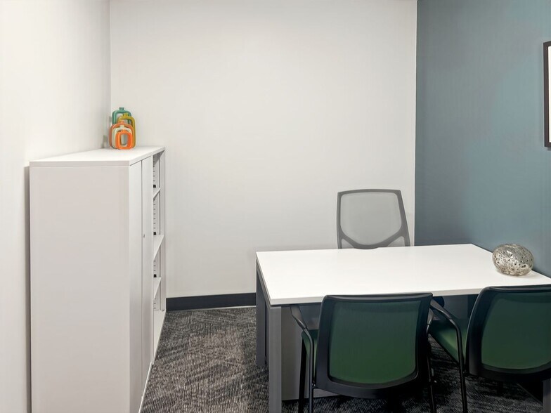 More Photos Of 1829 Reisterstown Rd, Pikesville Coworking Space