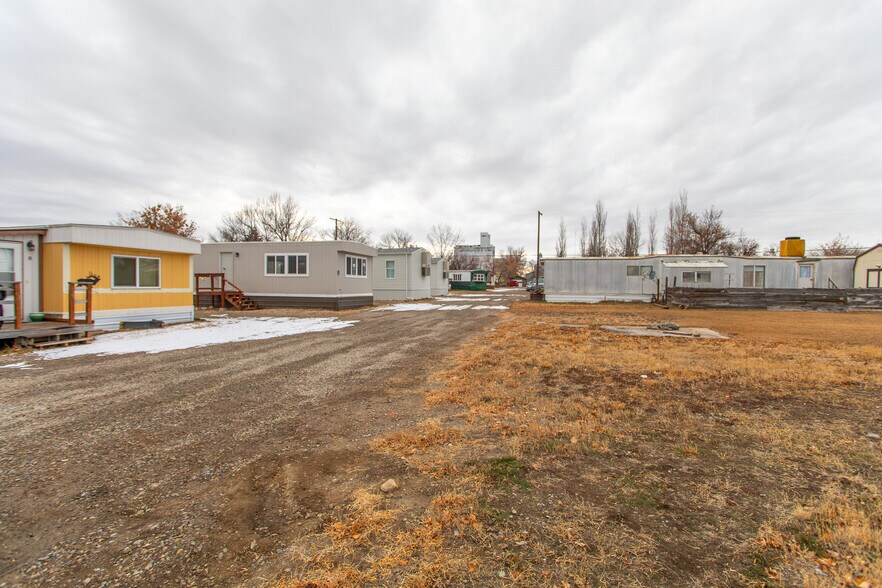 More Photos Of 309 S Minnesota St, Conrad Manufactured Housing Mobile Home Park For Sale