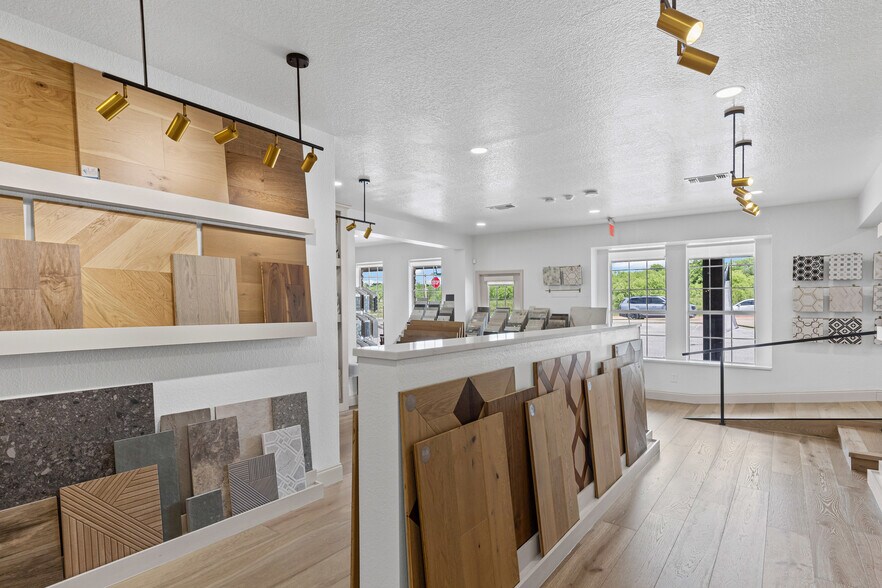 More Photos Of 621 N FM 1187, Aledo Office For Lease