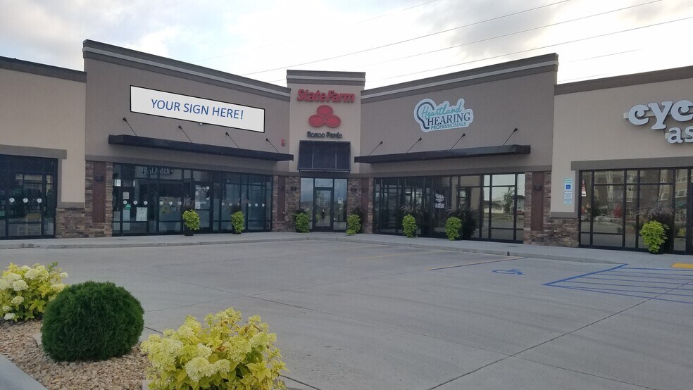 More Photos Of 3139 Bluestem Dr, West Fargo Freestanding For Lease