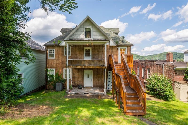 More Photos Of 626 5th Ave, Coraopolis Office Residential For Sale