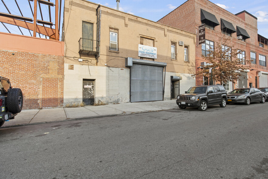 Primary Photo Of 113 8th St, Brooklyn Manufacturing For Lease