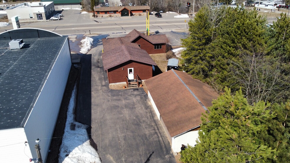 More Photos Of 1226 Lincoln St, Rhinelander Office For Sale