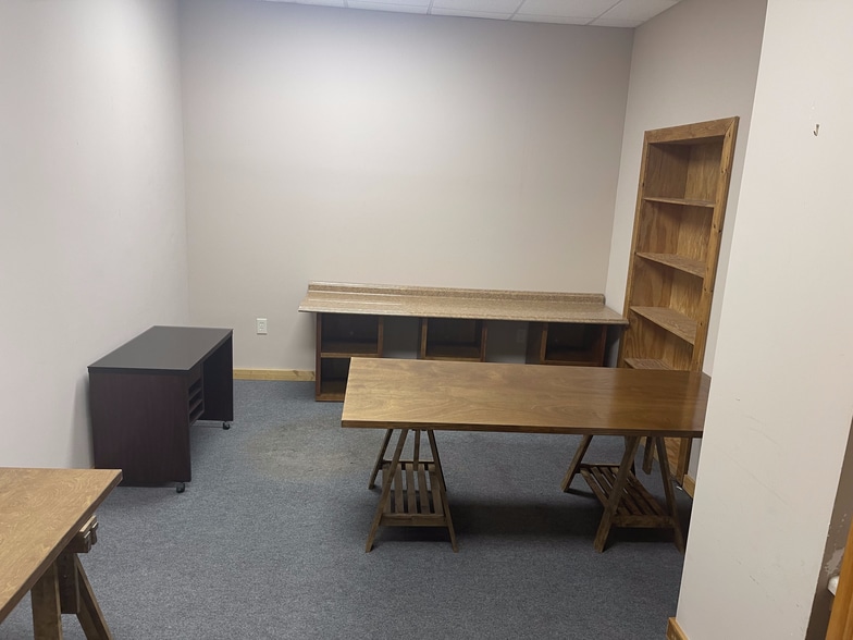 More Photos Of 3455 Keith Bridge Rd, Cumming Freestanding For Sale