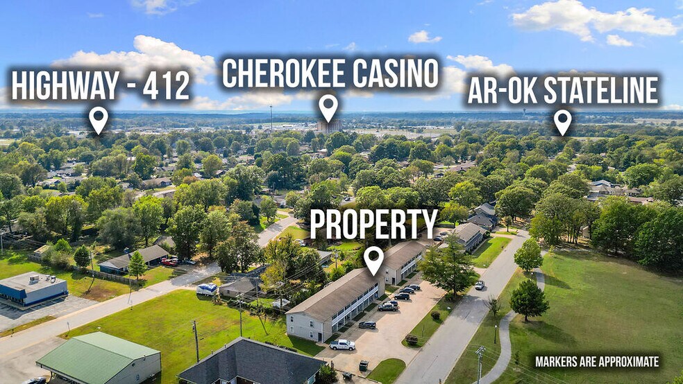 More Photos Of 1810 W Twin Springs St, Siloam Springs General Retail For Sale