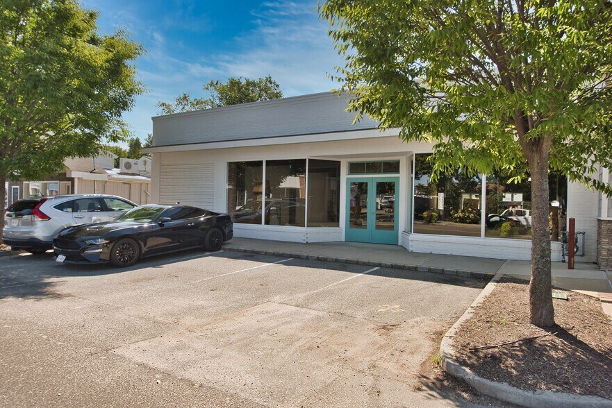 More Photos Of 16 Ludlam Ave, Bayville General Retail For Sale