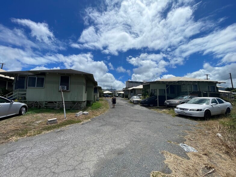 More Photos Of 1039 Kamehameha IV Rd, Honolulu Multifamily For Sale
