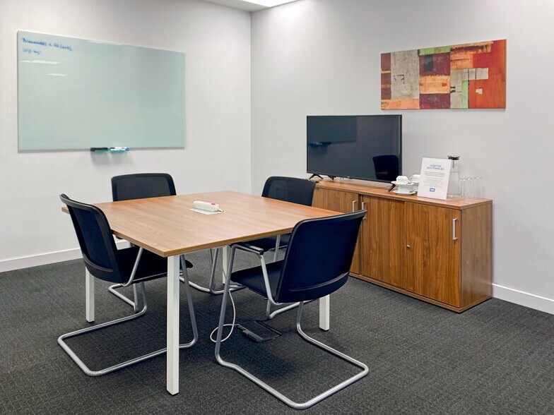 More Photos Of 100 Bayard St, New Brunswick Coworking Space