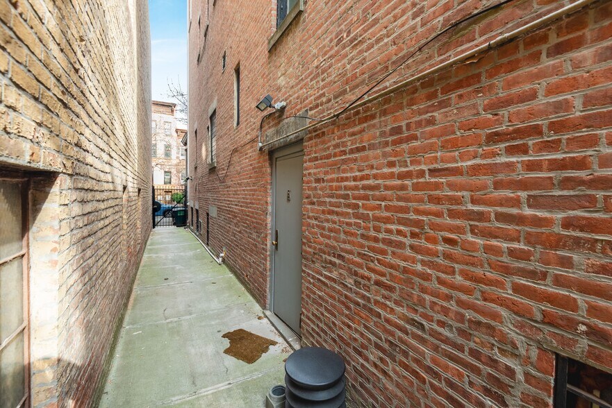 More Photos Of 324 Park Pl, Brooklyn Apartments For Sale