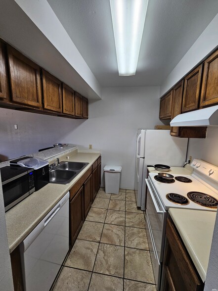 More Photos Of 708 N Fifth St, Carlsbad Apartments For Sale