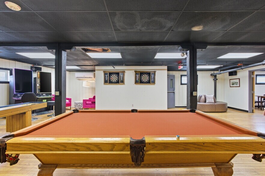 More Photos Of 2 Chapel St, Honesdale Flex For Lease
