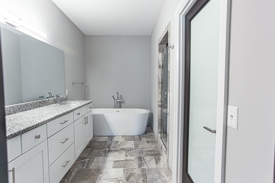 More Photos Of 401 S Eton St, Birmingham Apartments For Lease