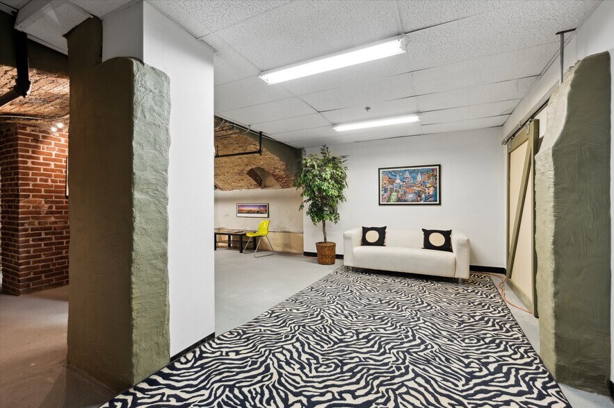 More Photos Of 136-138 N 2nd St, Philadelphia Apartments For Sale