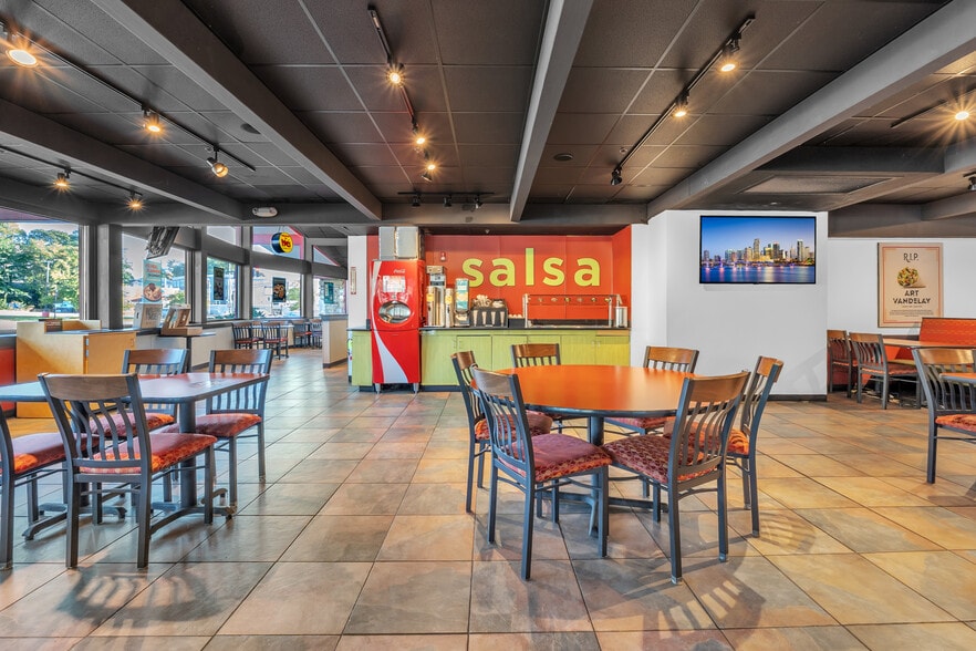 More Photos Of 3 Stafford St, Worcester Restaurant For Sale