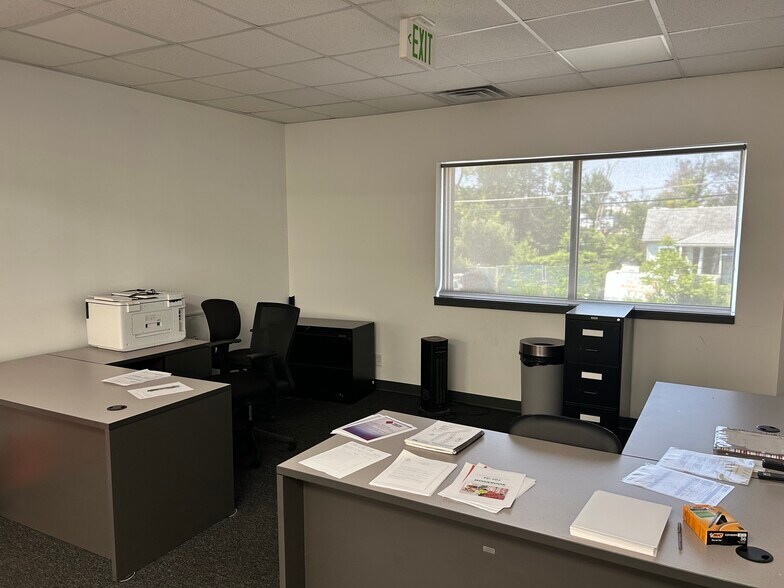 More Photos Of 7900 Pulaski Hwy, Rosedale Industrial For Lease