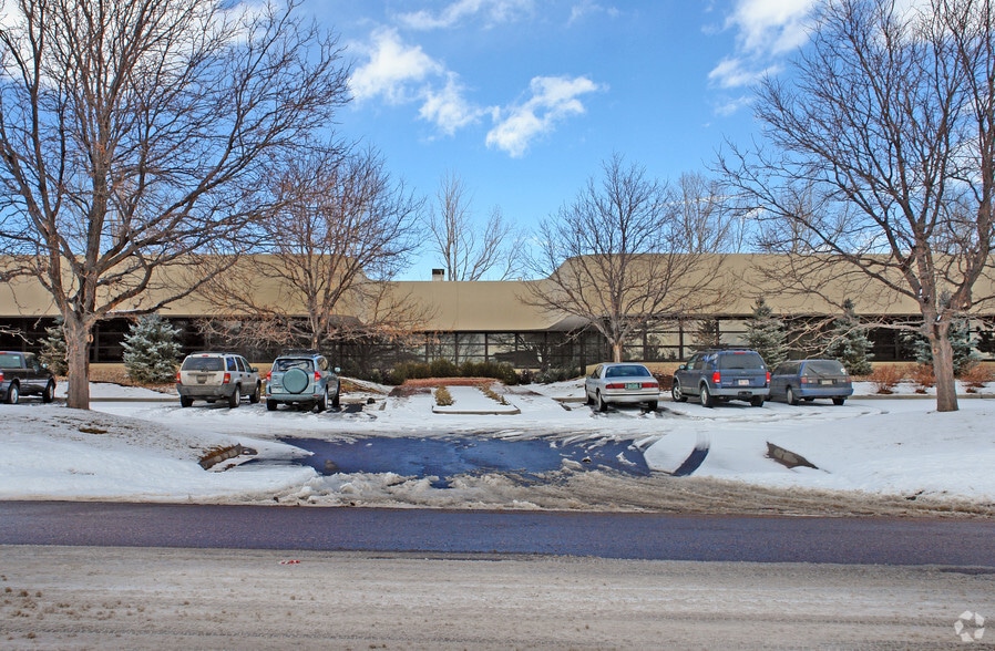 More Photos Of 10577 W Centennial Rd, Littleton Warehouse For Lease