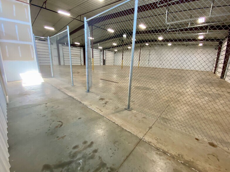 More Photos Of 14480 Commerce Park Blvd, Williston Industrial For Sale