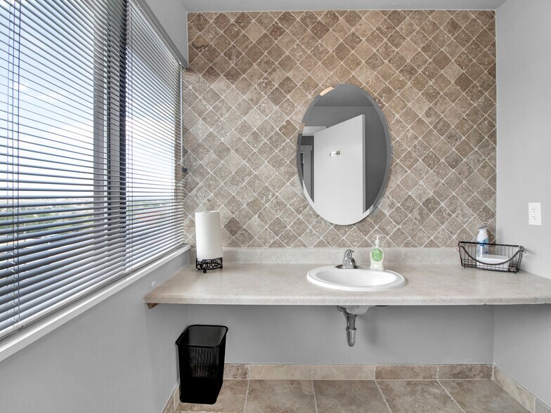 More Photos Of 8410 Umatilla St, Denver Office For Lease