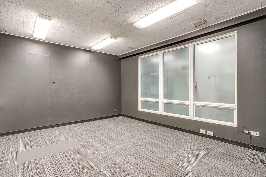 More Photos Of 1413 Rio Grande Ave, Fort Worth Office For Lease