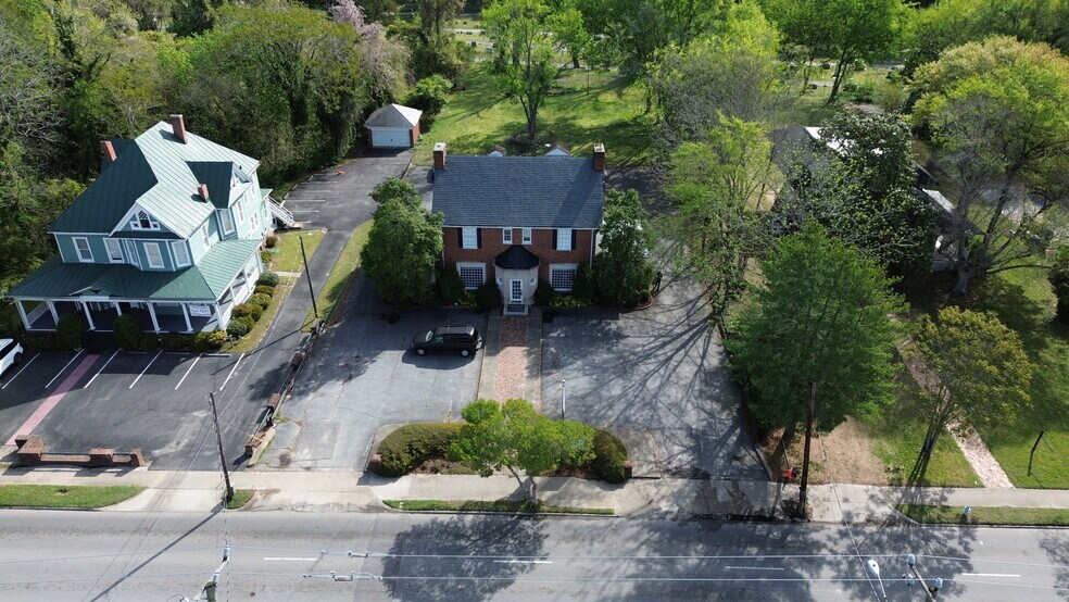 More Photos Of 444 N Main St, Suffolk Office For Lease