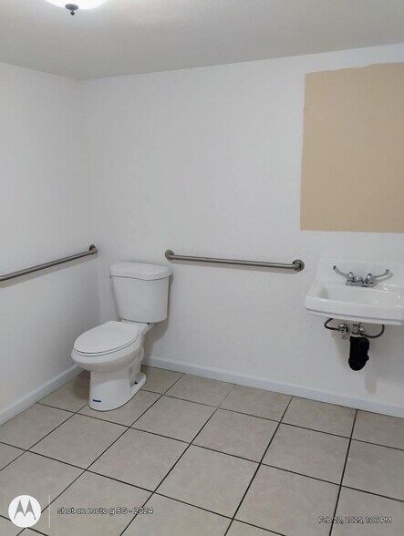 More Photos Of 155 Main St, Woodland Medical For Lease